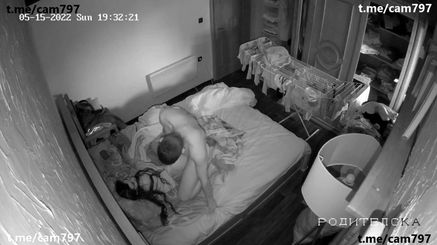 Hidden Cam Leak: Dude Devours Pussy Till Explosive Orgasm!