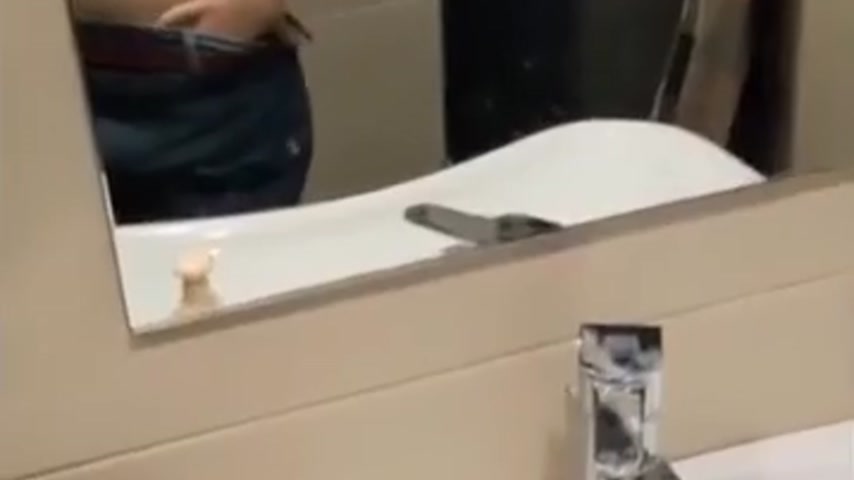 Quick Fuck in Restaurant Toilet: Deepthroat and Hard Doggy with Cum on Ass