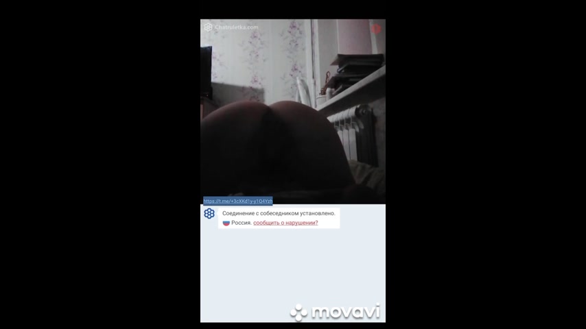 Hot Babe Shows Off Ass in Chatroulette and Masturbates While Chatting